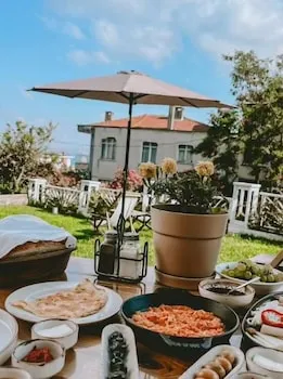 Mansion Milia