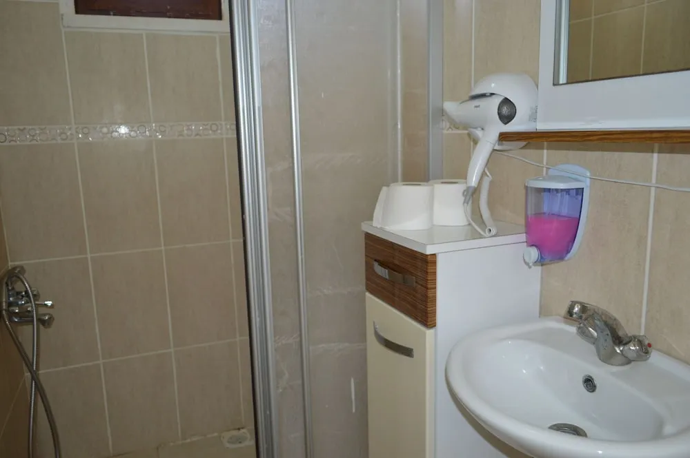 Standard Apart Daire, Bahçe Manzaralı