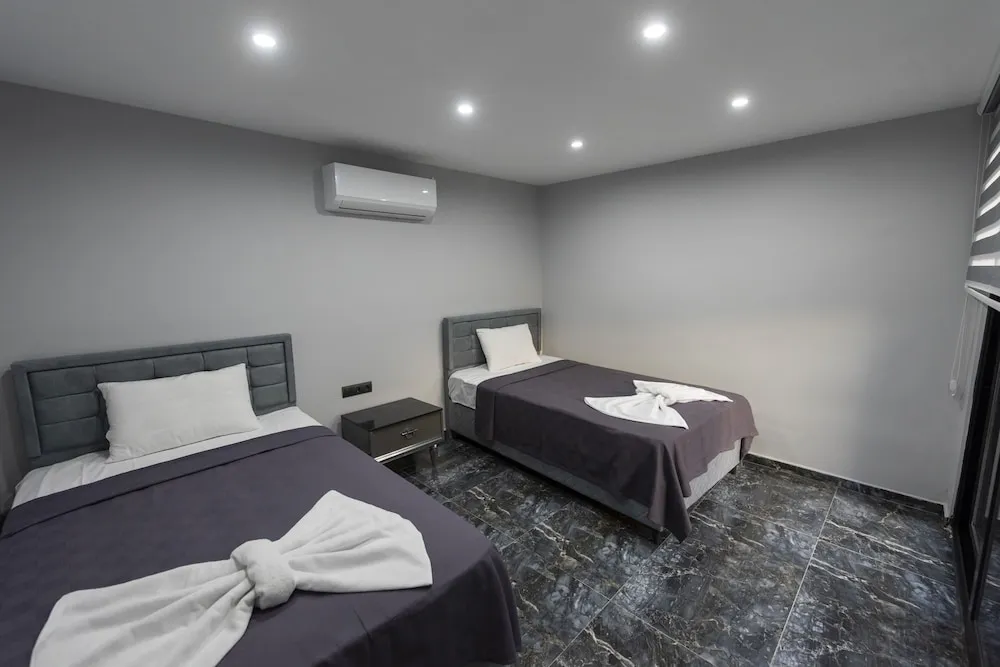 Luxury Villa, Birden Çok Yatak, Sıcak Su Küveti, Havuz Manzaralı