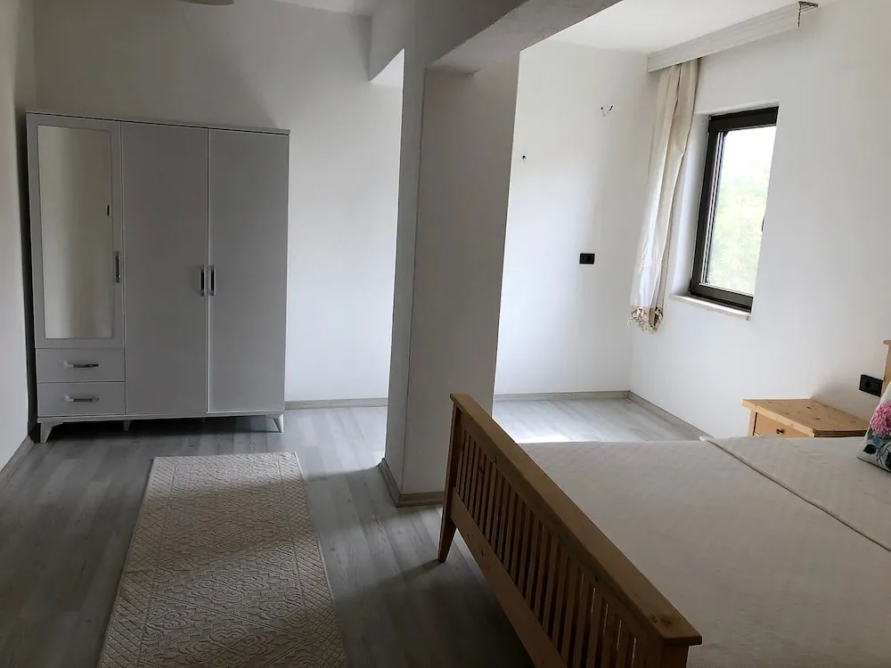 Standard Apart Daire, Şehir Manzaralı