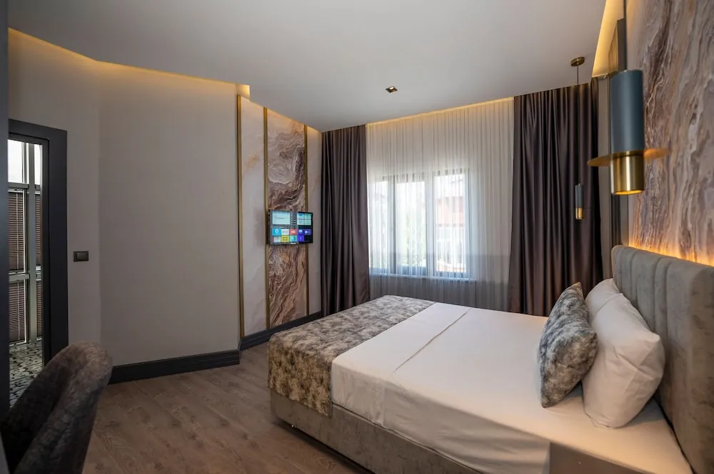 Superior Tek Büyük Yataklı Oda