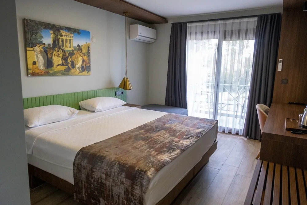 Deluxe Tek Büyük veya İki Ayrı Yataklı Oda