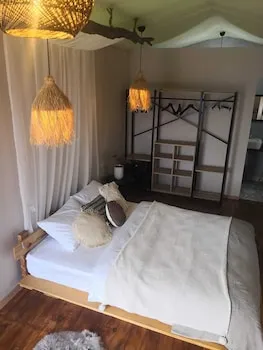 Veranda Glamping Restaurant & Beach