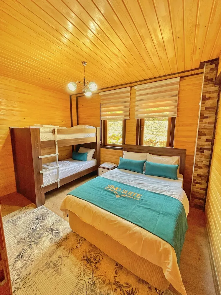 Deluxe Süit, Kısmi Göl Manzaralı