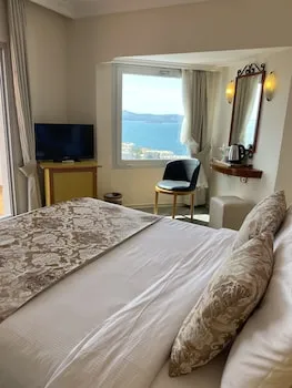 Roseira Hotels