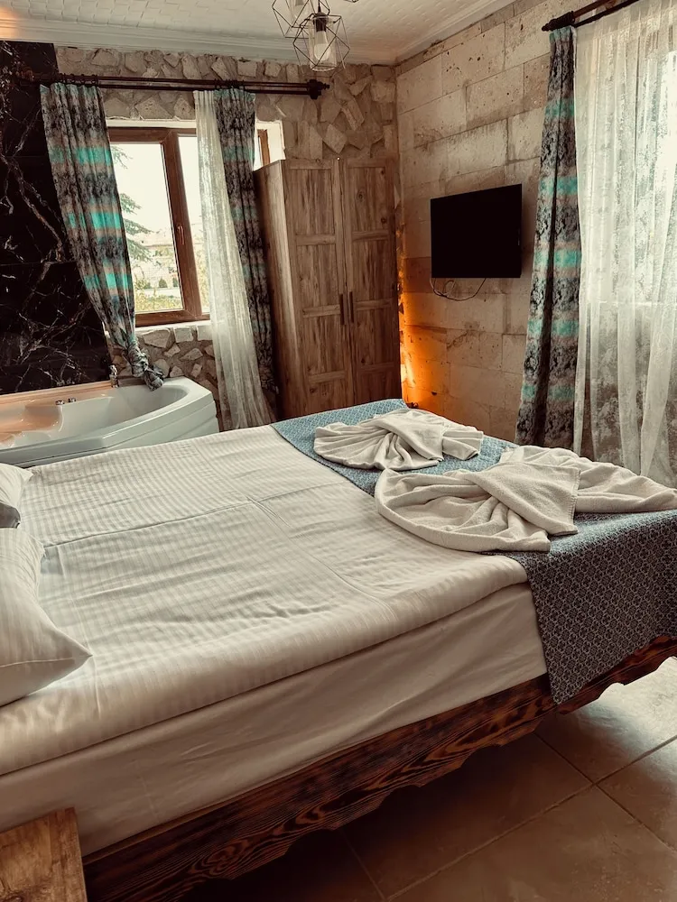 Deluxe Room with Jakuzzi