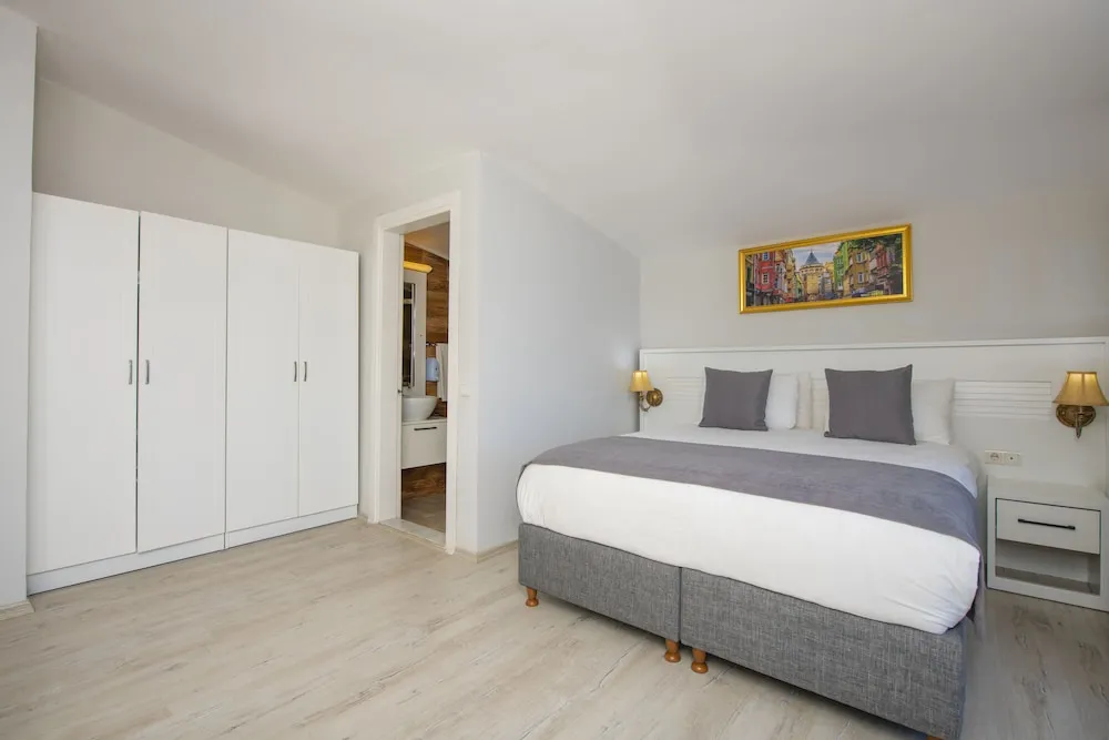 Standard Tek Büyük Yataklı Oda, Deniz Manzaralı