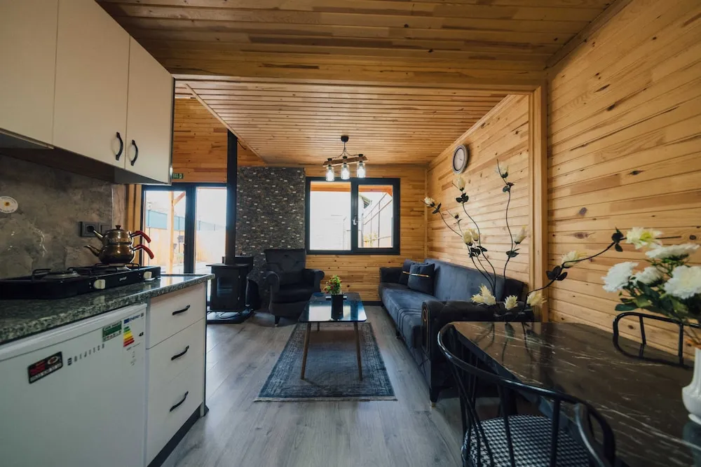 Deluxe Room FOREST VIEW