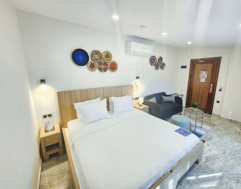 Deluxe Tek Büyük Yataklı Oda, 1 En Büyük (King) Boy Yatak, Sigara İçilmez, Şehir Manzaralı