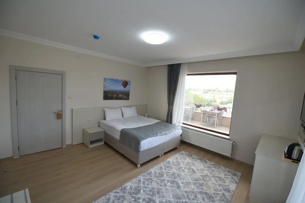 Standard Oda, Sigara İçilmez, Dağ Manzaralı