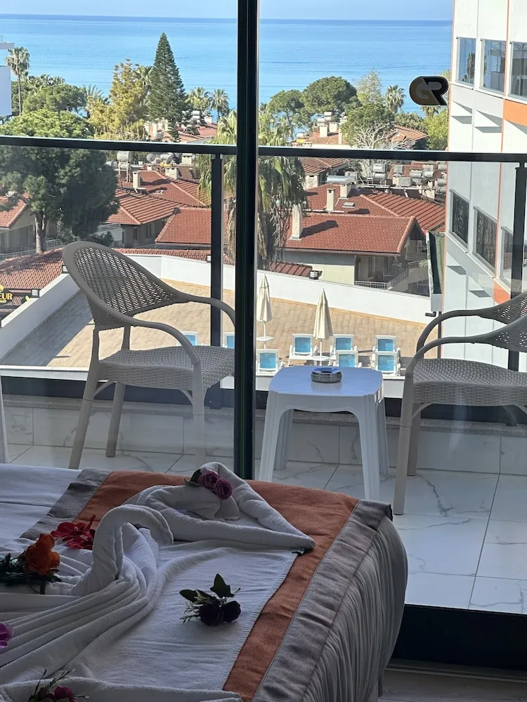 Family Süit, Engellilere Uygun, Deniz Manzaralı