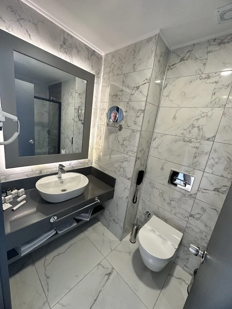 Standard Tek Büyük veya İki Ayrı Yataklı Oda