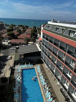 Side Golden Rock Hotel - 16+ Yetişkin Oteli