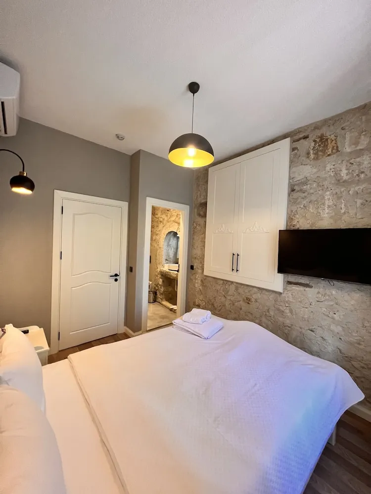 Lotus Deluxe Room