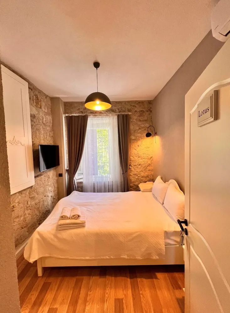 Lotus Deluxe Room