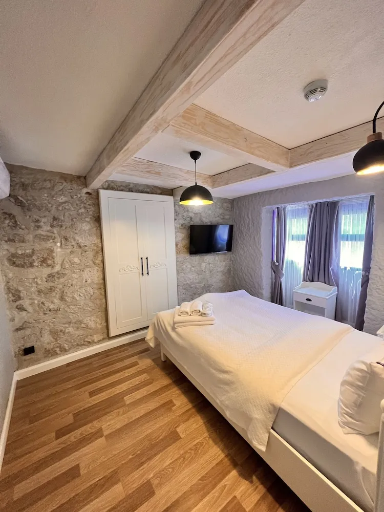 Lillium Deluxe Room