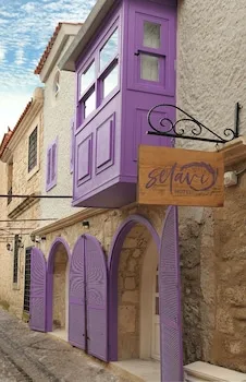 Selavi Hotel