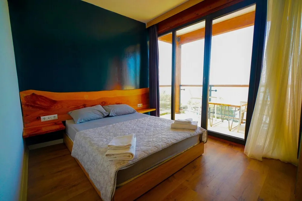 Deluxe Tek Büyük Yataklı Oda, 1 Çift Kişilik Yatak, Sigara İçilmez, Deniz Manzaralı