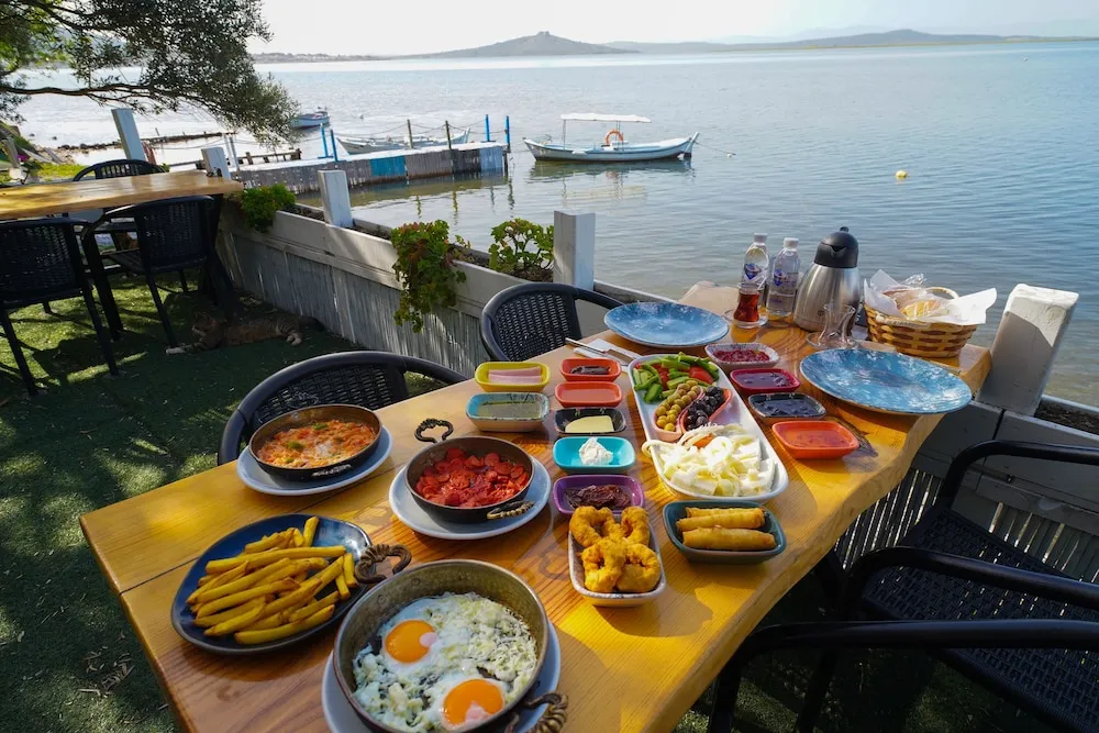 Kahvaltı servisi