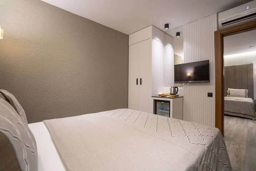 Family Room 1+1