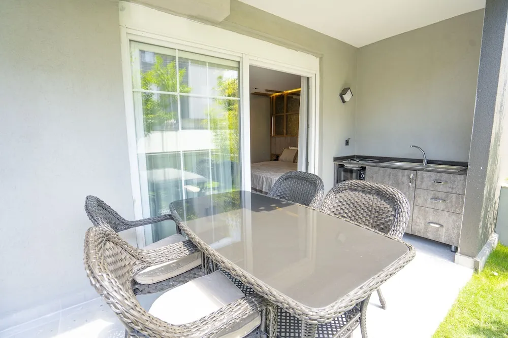 Garden Deluxe Room with Jacuzzi