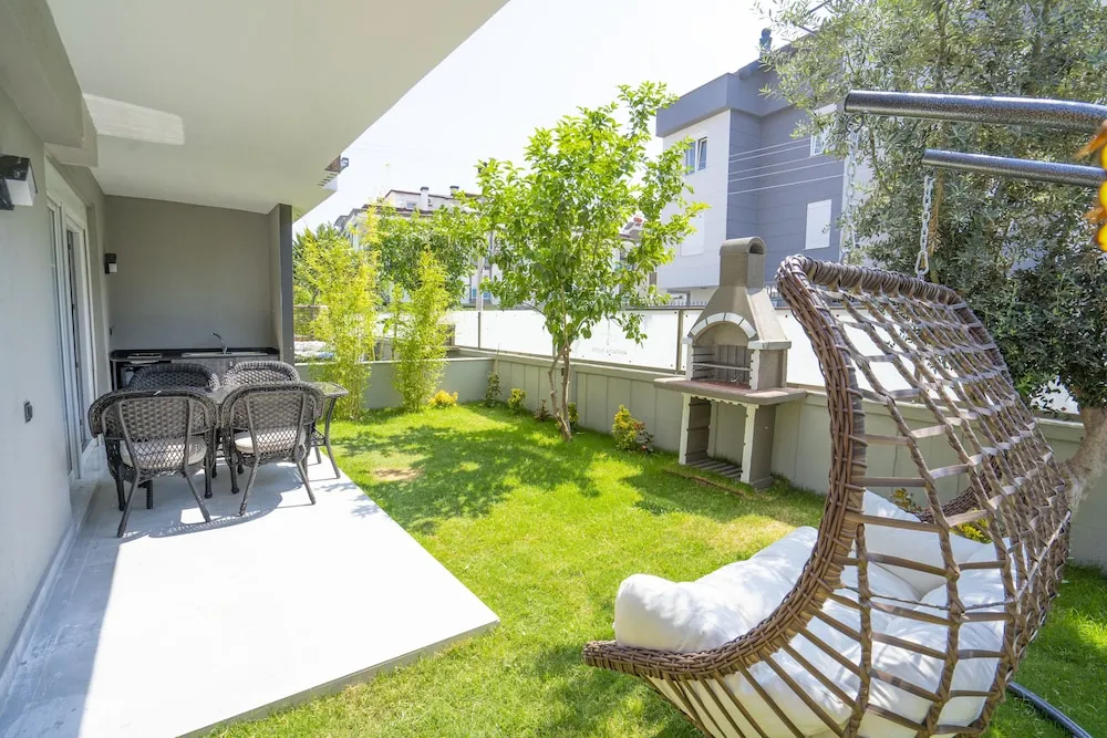 Garden Deluxe Room with Jacuzzi