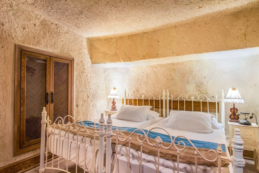 Superior Stone or Cave Room