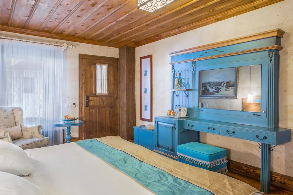 Superior Stone or Cave Room