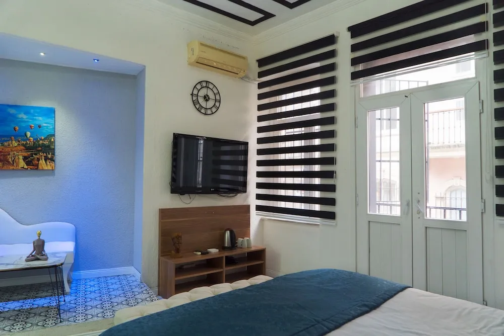 Deluxe King with Balcony