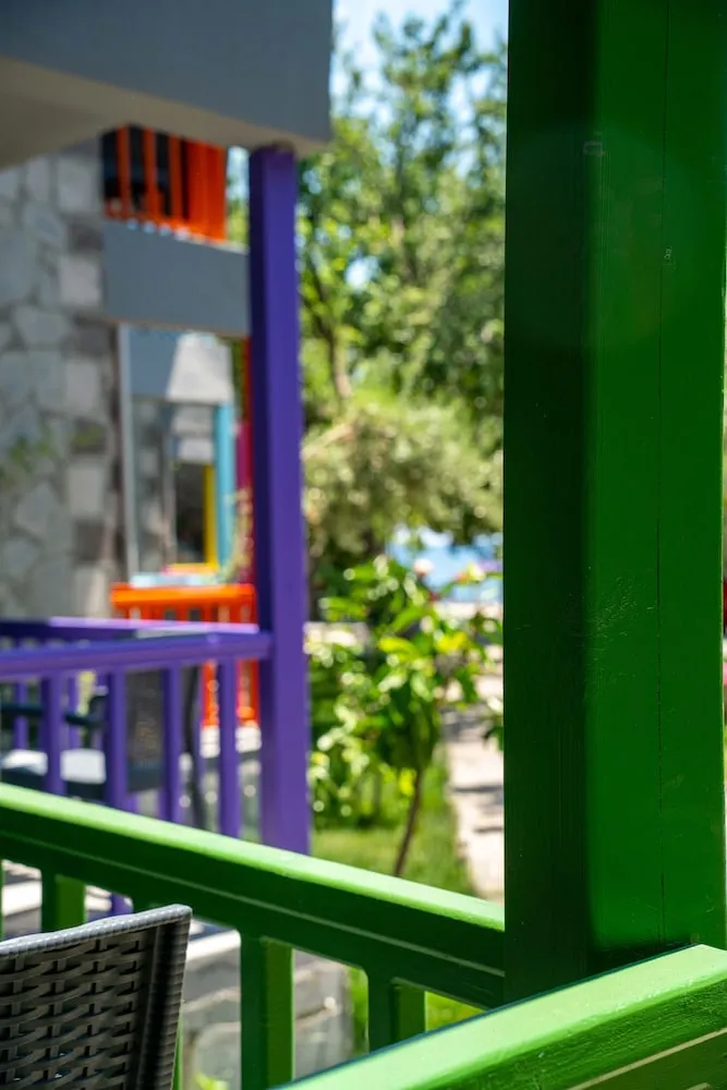 Basic Oda, Birden Çok Yatak, Deniz Manzaralı