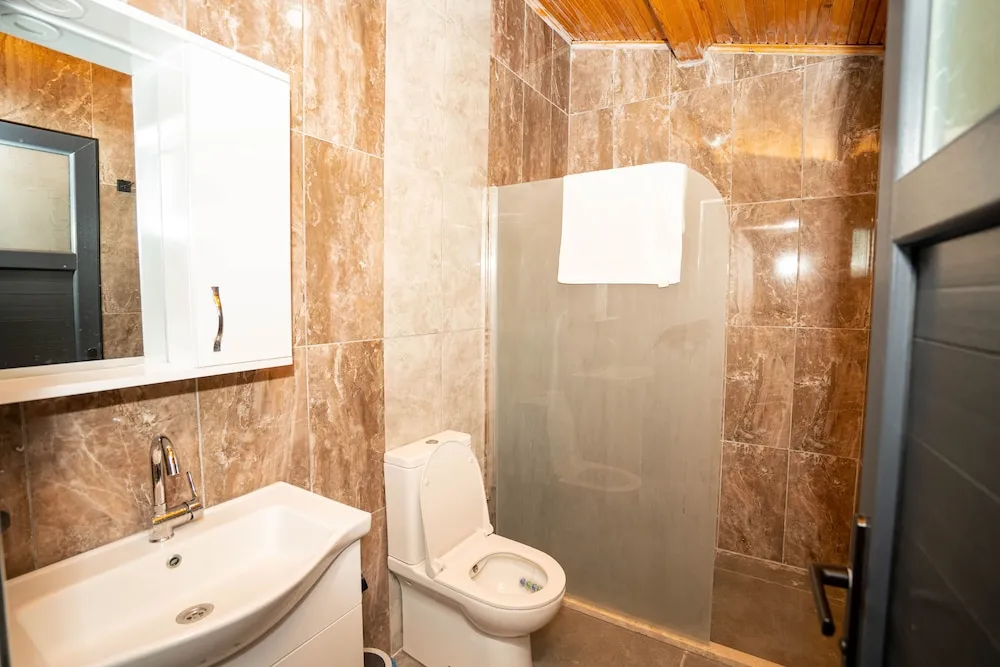 Basic Oda, Birden Çok Yatak, Deniz Manzaralı