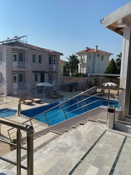 Bella Rose Apart Hotel