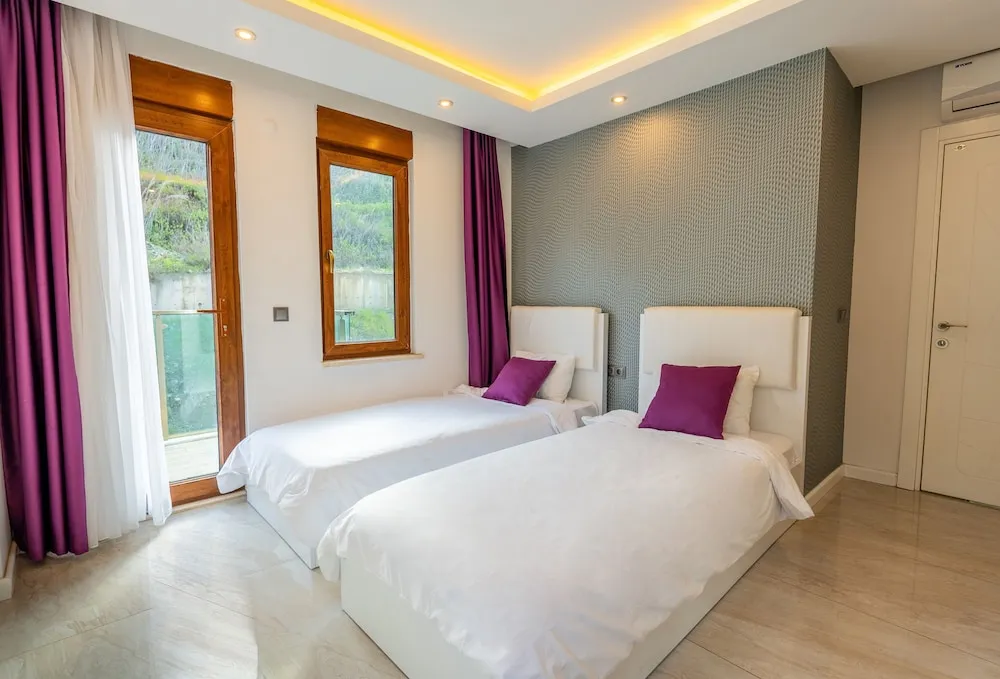 Deluxe Villa