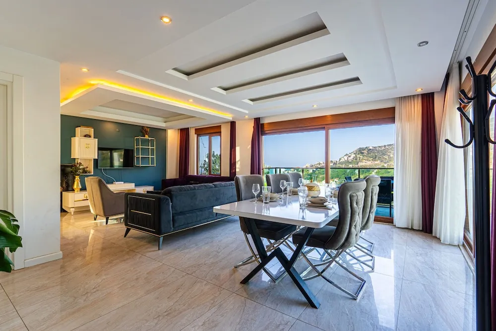 Deluxe Villa