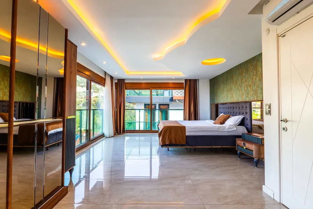 Deluxe Villa