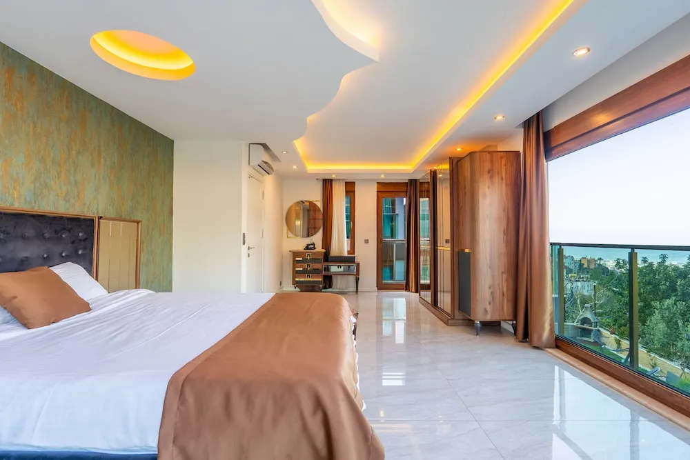Deluxe Villa