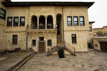 Kadıevi