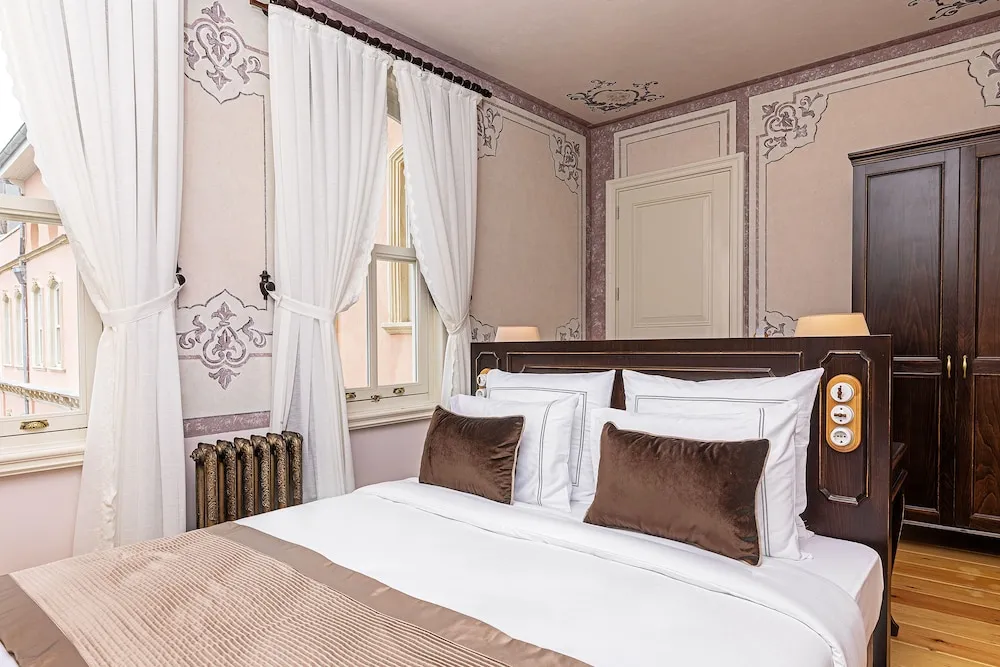 Deluxe Double Room with Galata Tower View