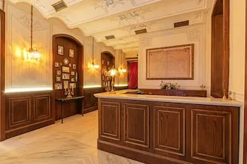 Meroddi Barnathan Hotel