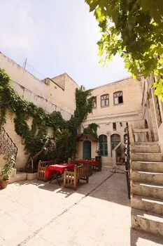 Şerif Paşa Konuk Evi