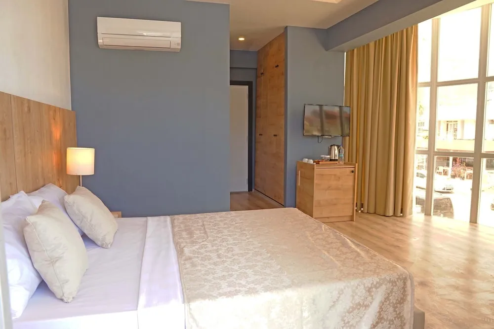 Superior Tek Büyük Yataklı Oda