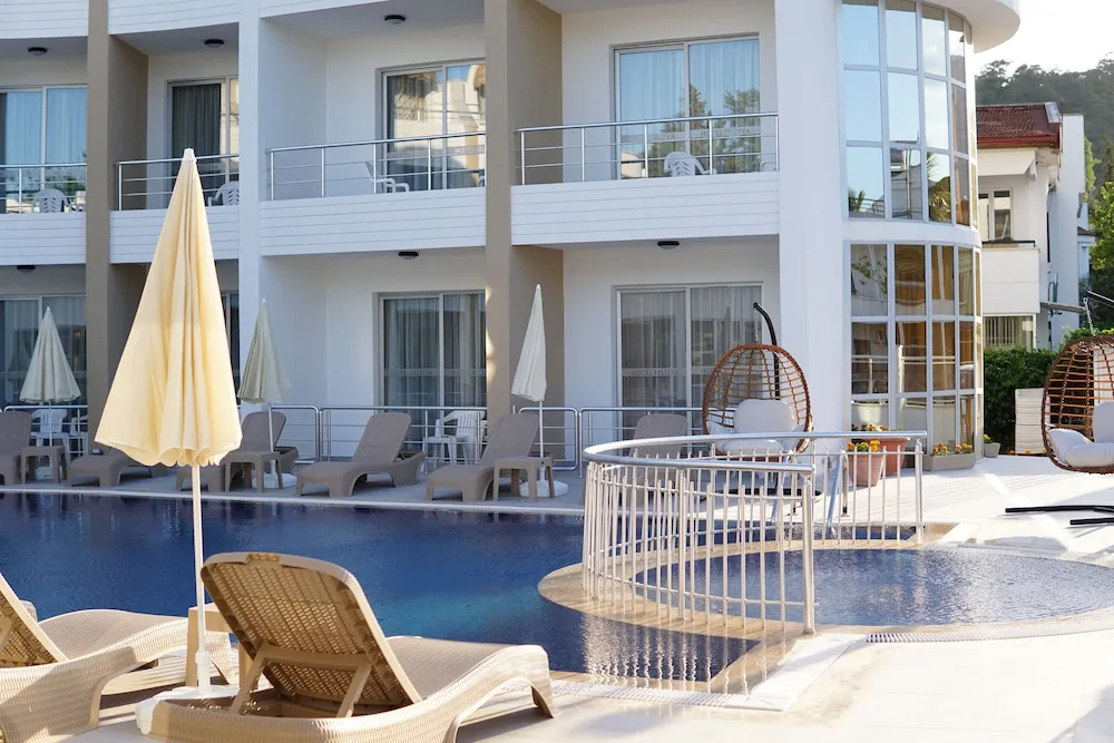 Konaklama yerinin ön cephesi