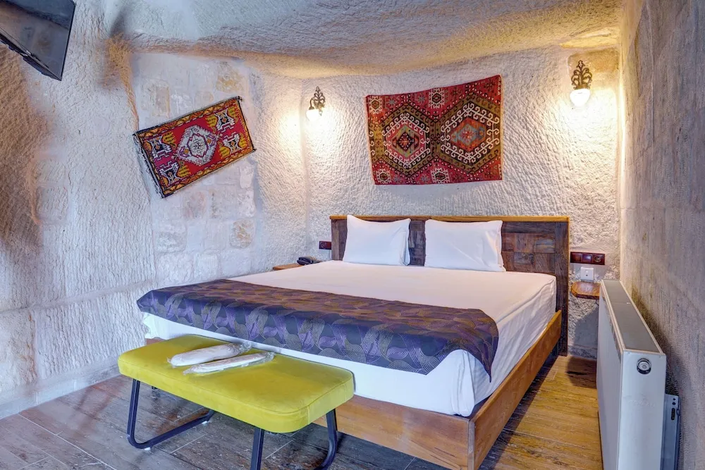 Deluxe Üç Kişilik Oda
