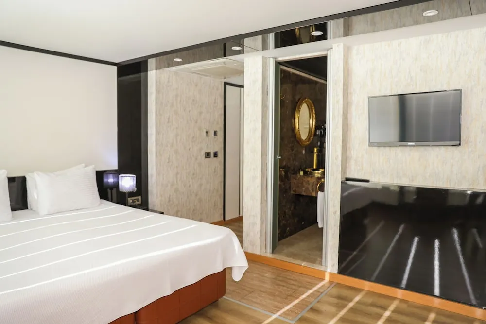 Room with Jacuzzi