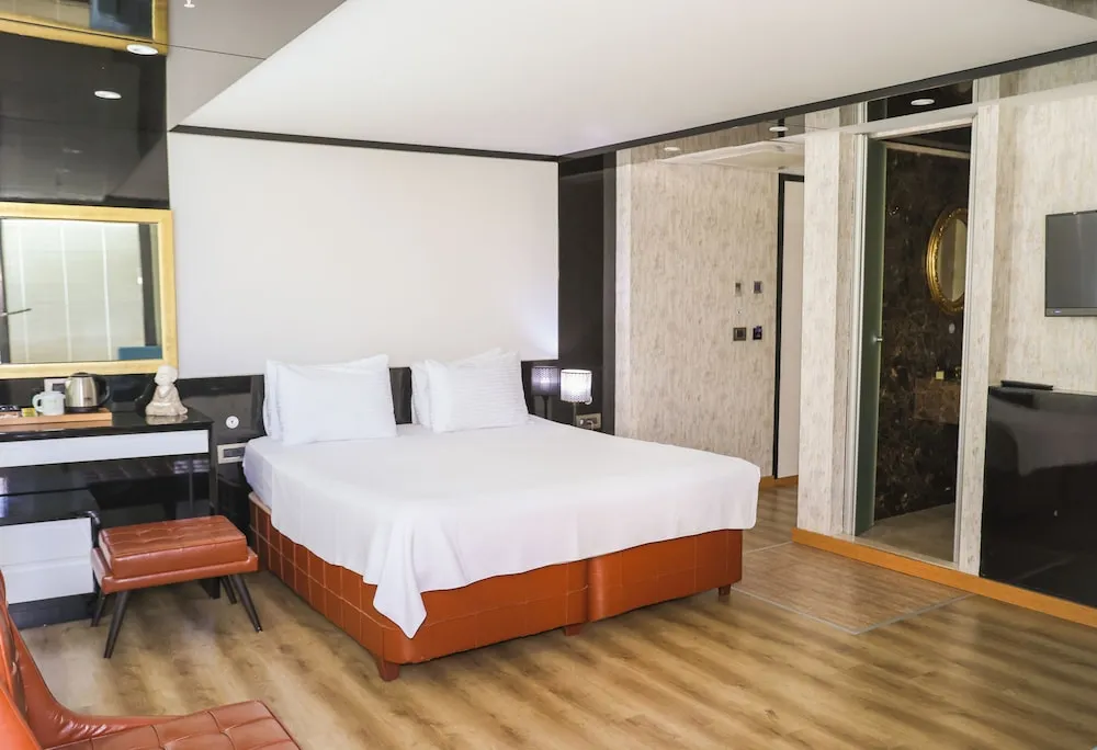 Room with Jacuzzi