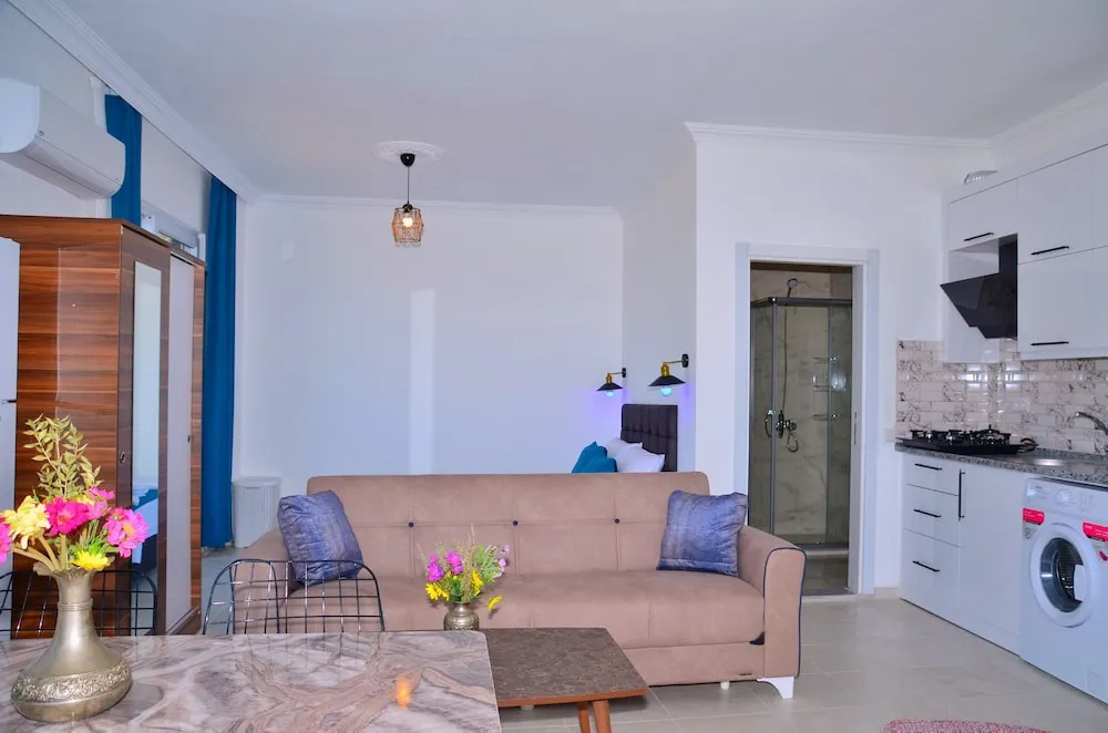 Deluxe Stüdyo, 1 Büyük (Queen) Boy Yatak ve Çekyat, Balkon/Veranda, Deniz Manzaralı