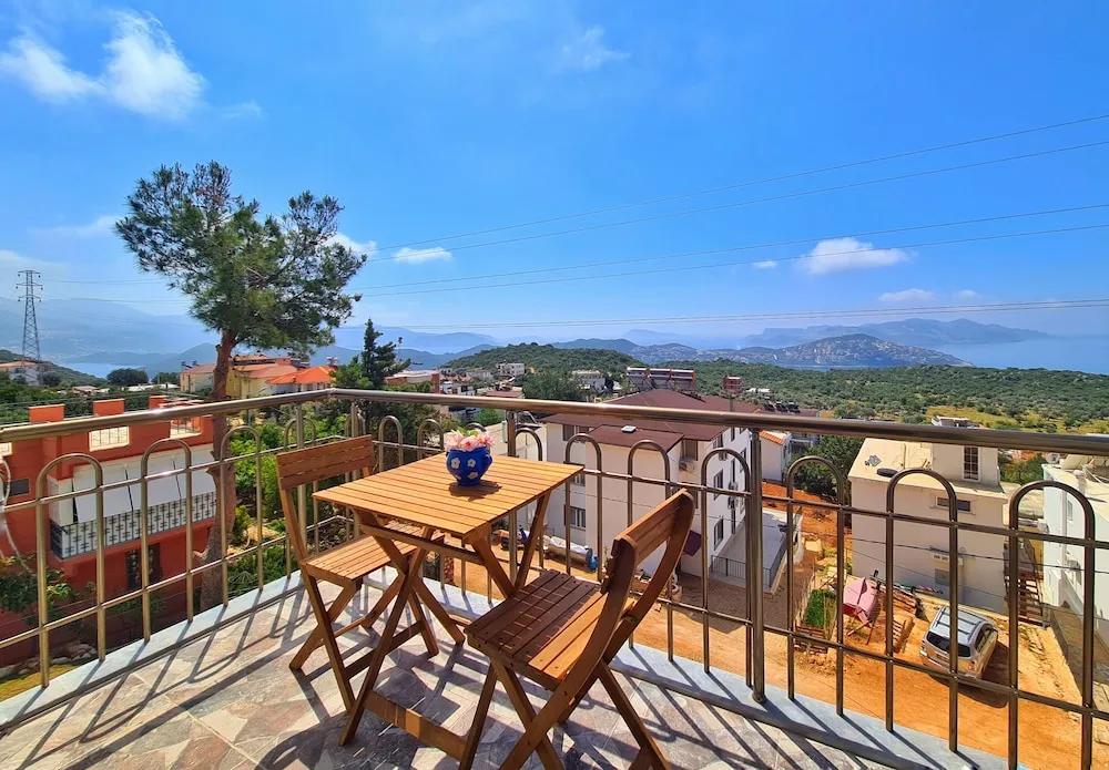 Deluxe Stüdyo, 1 Büyük (Queen) Boy Yatak ve Çekyat, Balkon/Veranda, Deniz Manzaralı