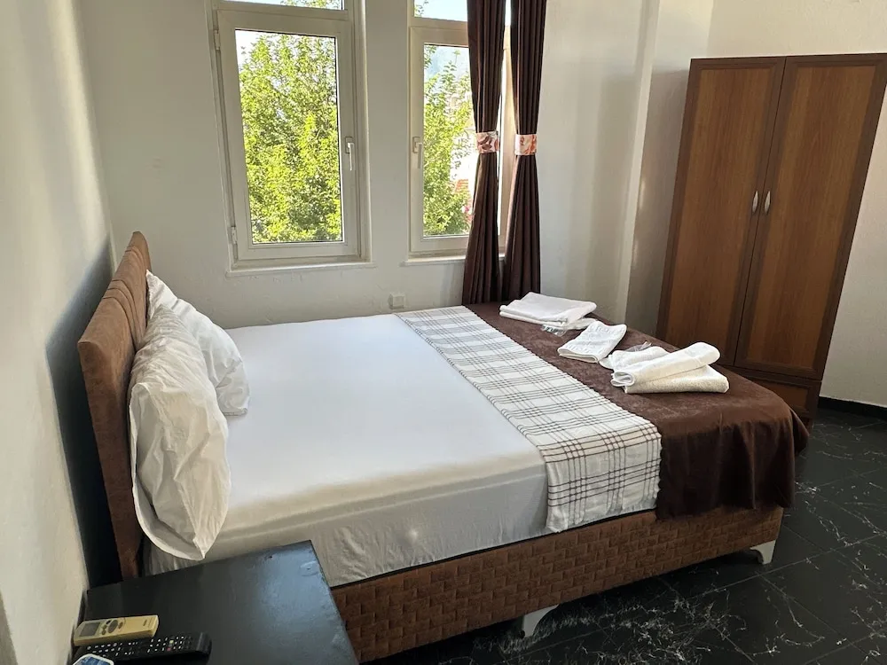 Standard Üç Kişilik Oda