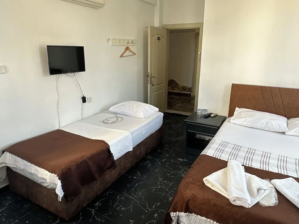 Standard Üç Kişilik Oda