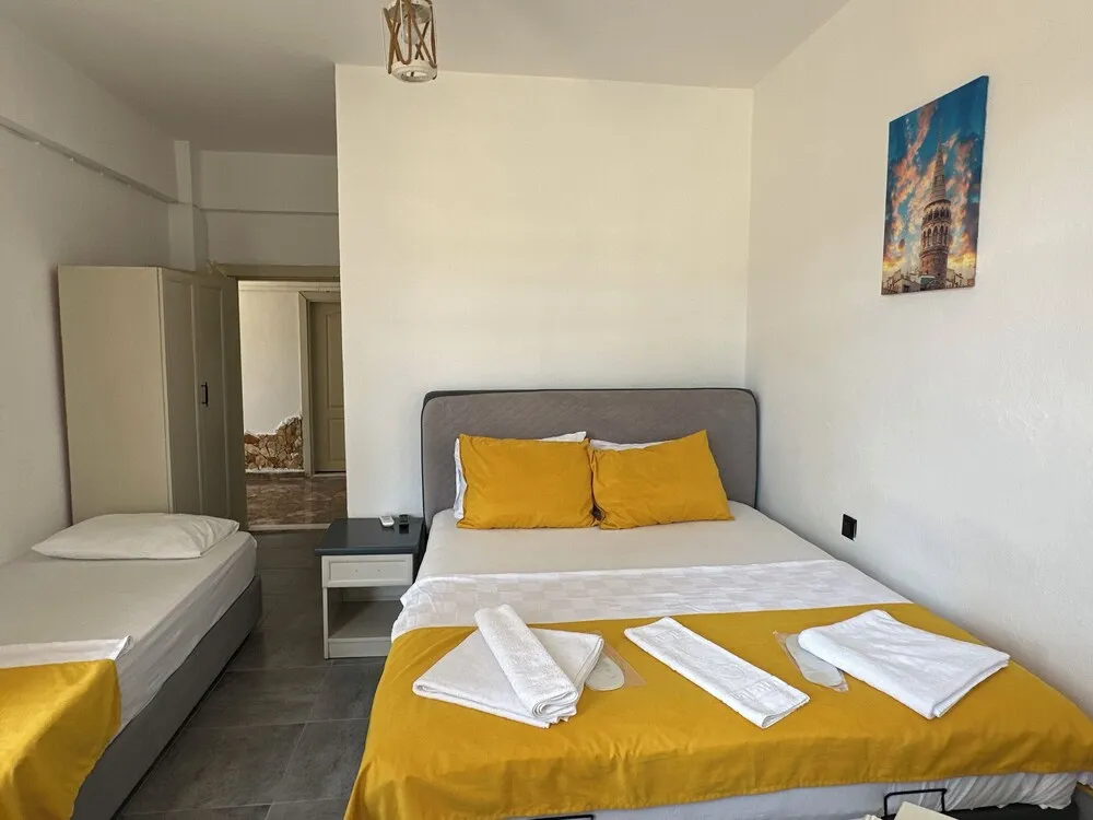 Basic Tek Büyük Yataklı Oda